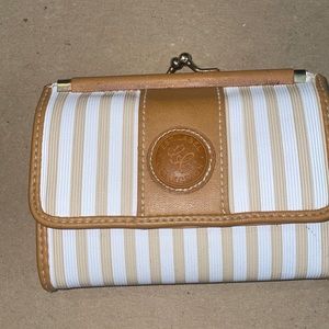 EST Label Collection Wallet